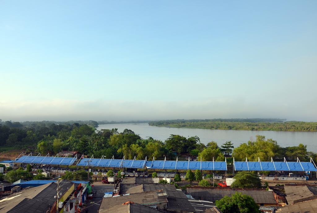 Hotel San Carlos Barrancabermeja Exterior photo