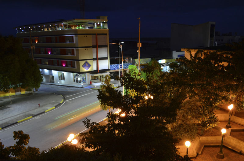 Hotel San Carlos Barrancabermeja Exterior photo